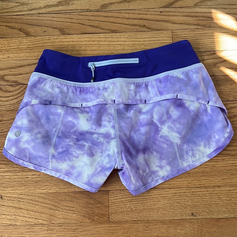 Lululemon 2.5 speed shorts *original* purple tie dye - Picture 2 of 5